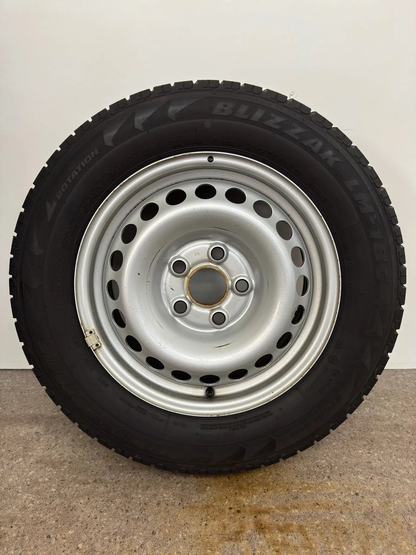 Original VW T5 T6 Transporter Kastenwagen 16 Zoll Winterräder Winterreifen Felgen 7H0601027D Stahlfelgen 6,5x16 ET51 215/65 R16 C 106 104T KBA 44544 5x120 Winterradsatz M+S