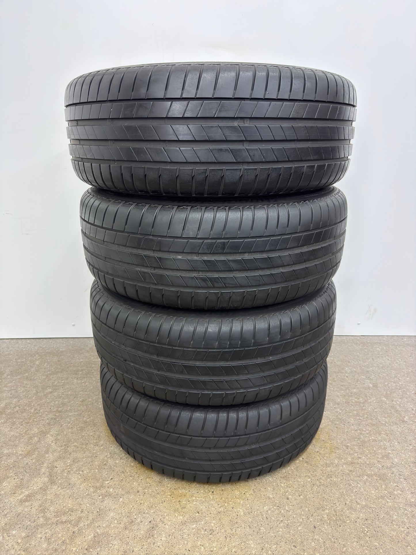 Original VW T7 Multivan Halmstad Sommerräder 7T0601025C 245/45 R19 Zoll Sommerreifen Felgen Alufelgen Bulli Van California Beach
