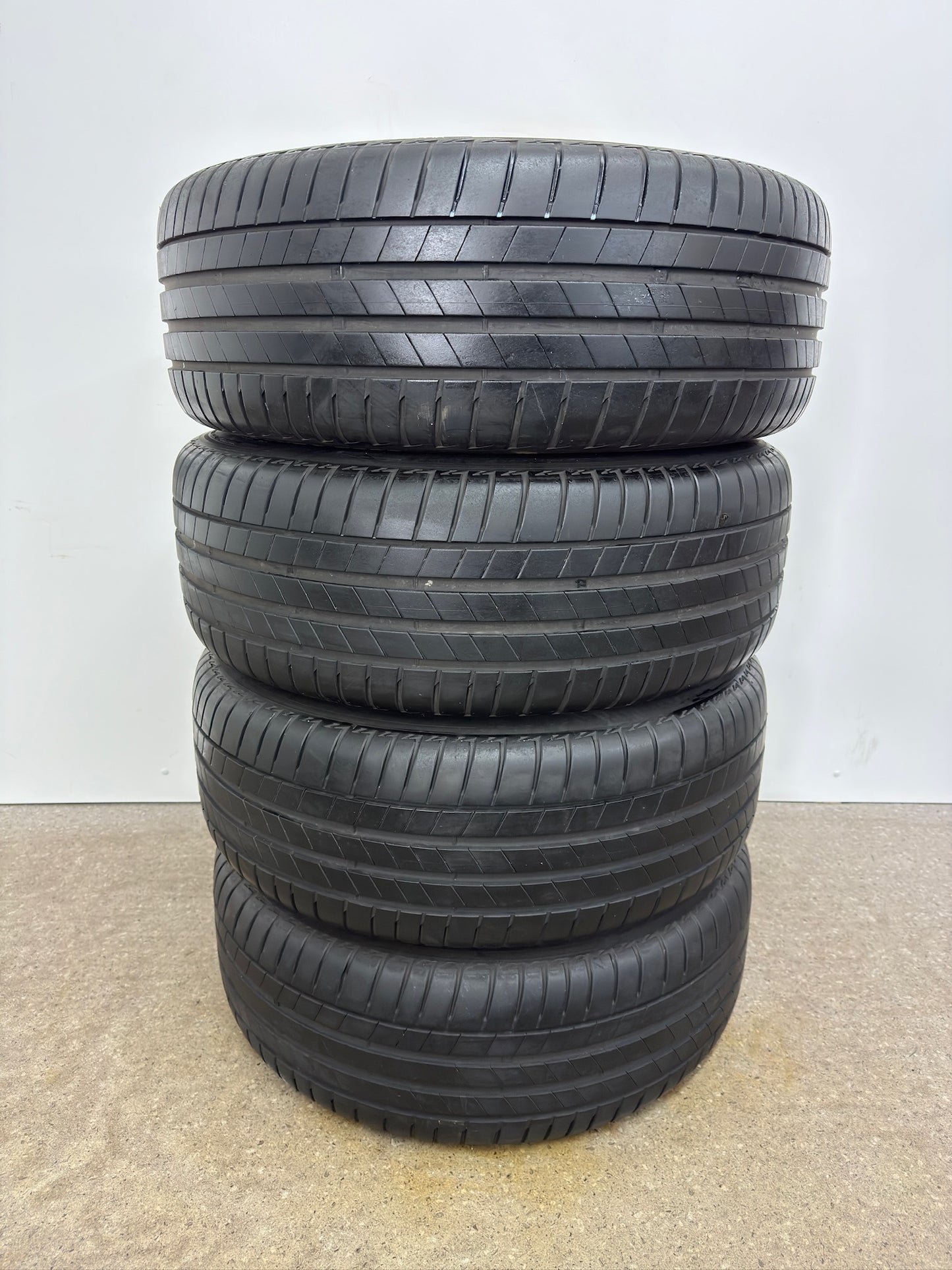 Original VW T7 Multivan Halmstad Sommerräder 7T0601025C 245/45 R19 Zoll Sommerreifen Felgen Alufelgen Bulli Van California Beach