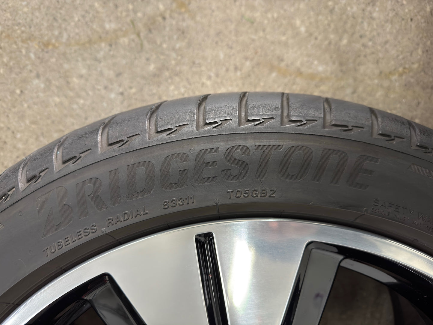 Original VW T7 Multivan Halmstad Sommerräder 7T0601025C 245/45 R19 Zoll Sommerreifen Felgen Alufelgen Bulli Van California Beach