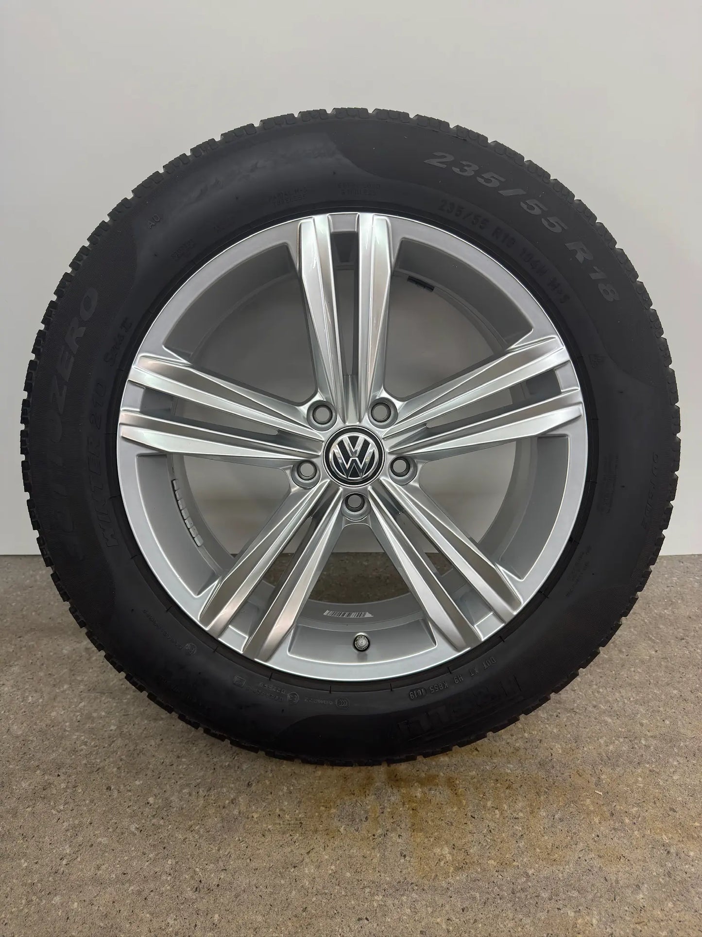Original VW Tiguan II 2 Sebring 18 Zoll Winterräder Winterreifen Felgen 5NA601025M 5NA601025AQ Alufelgen 235/55 R18 104H M+S R-Line Silber Allspace AD1 5NA RDKS Winterradsatz