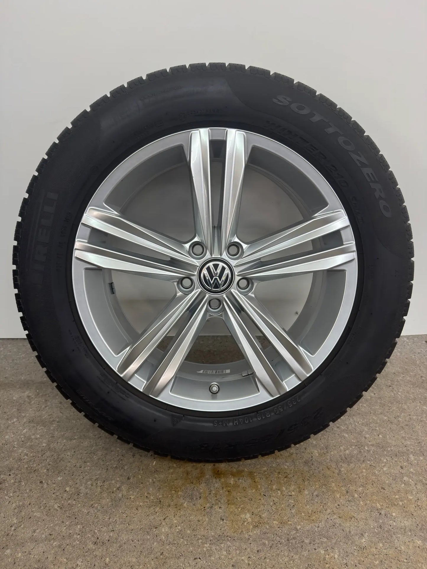 Original VW Tiguan II 2 Sebring 18 Zoll Winterräder Winterreifen Felgen 5NA601025M 5NA601025AQ Alufelgen 235/55 R18 104H M+S R-Line Silber Allspace AD1 5NA RDKS Winterradsatz