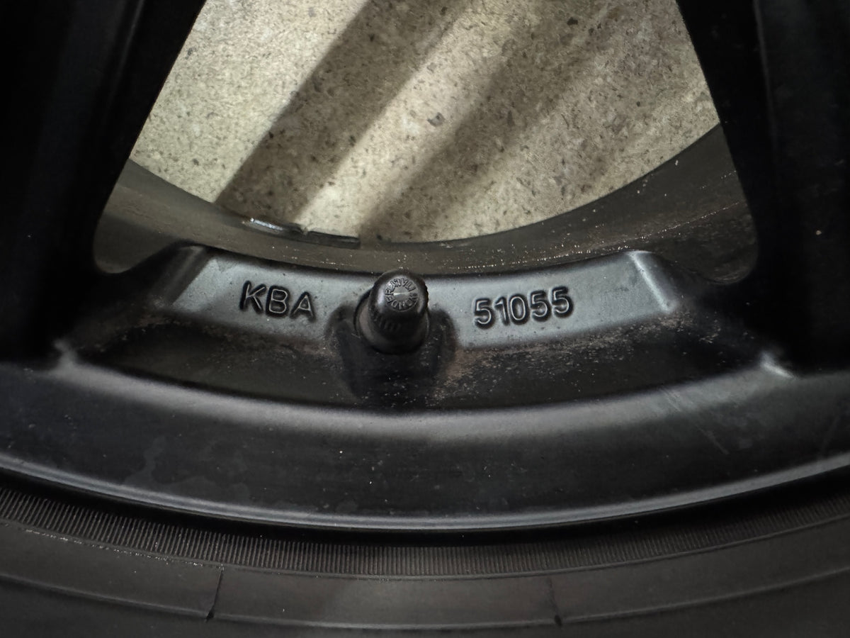 Seat Arona KJ 16 Zoll Winterräder Winterreifen Felgen Alufelgen 205/60 R16 96H Schwarz M+S 5x100 6x16 ET45 SUV Pirelli SeatInside KBA 51055 Winterradsatz MwSt. ausweisbar