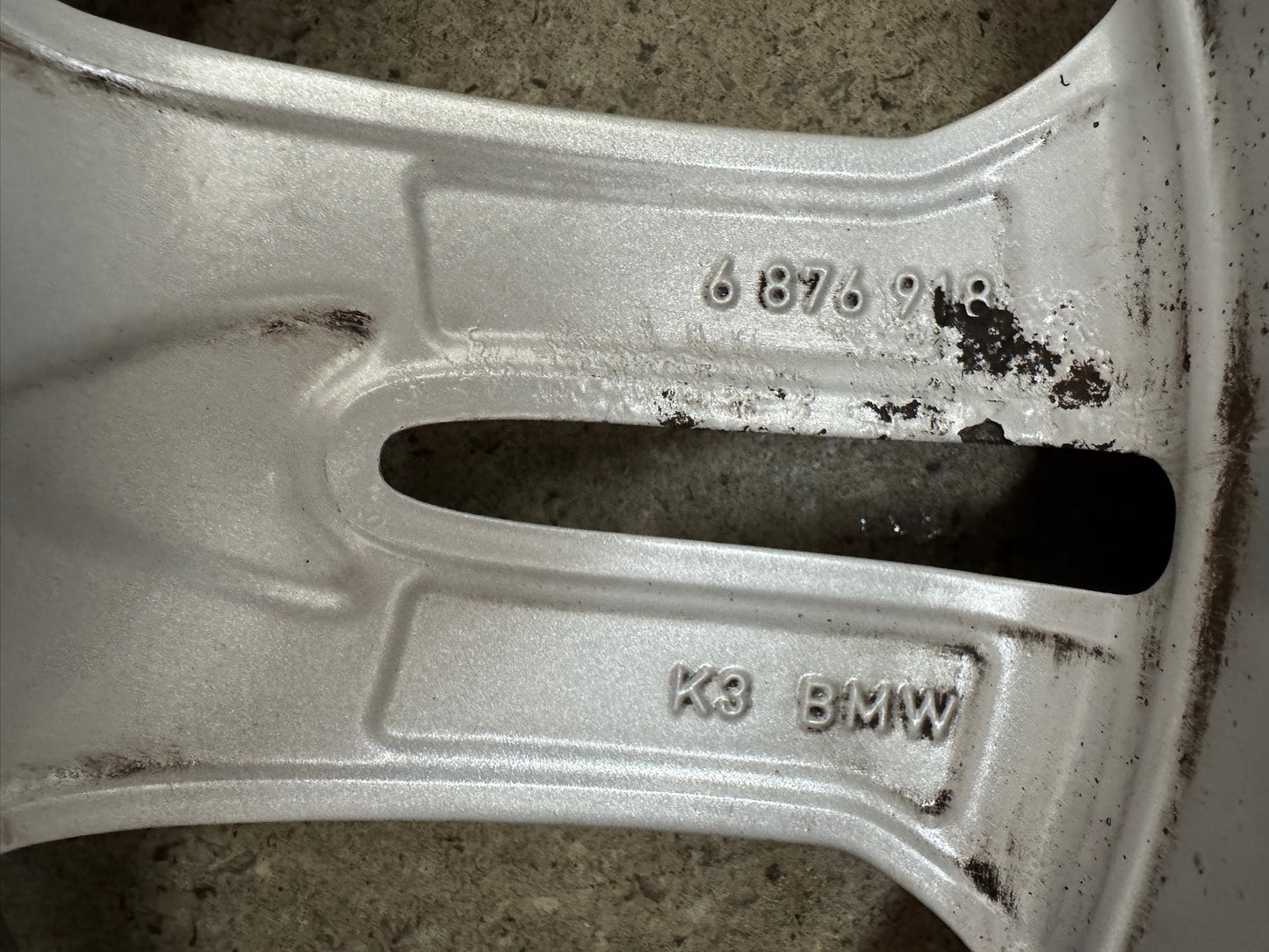 TOP 6,5mm Original BMW X3 G01 X4 G02 Styling 688 18 Zoll Winterräder Winterreifen Felgen 6876918 Alufelgen 225/60 R18 104H RSC RFT * Stern Runflat Doppelspeiche 7x18 ET22 SUV Winterradsatz MwSt