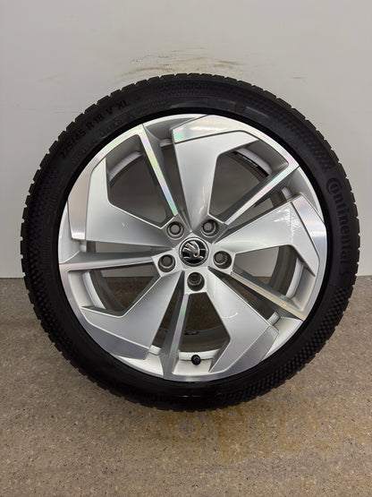 TOP 7-6,5mm Original Skoda Octavia IV NX 18 Zoll Comet Winterräder Winterreifen Felgen 5E3601025AQ 5E3601025AP 5E3601025M 5E3601025N RS Line Scout 225/45 R18 91Y Winterradsatz MwSt.