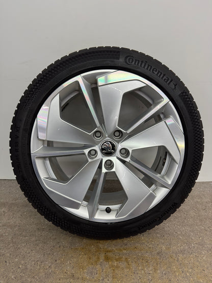 TOP 7-6,5mm Original Skoda Octavia IV NX 18 Zoll Comet Winterräder Winterreifen Felgen 5E3601025AQ 5E3601025AP 5E3601025M 5E3601025N RS Line Scout 225/45 R18 91Y Winterradsatz MwSt.