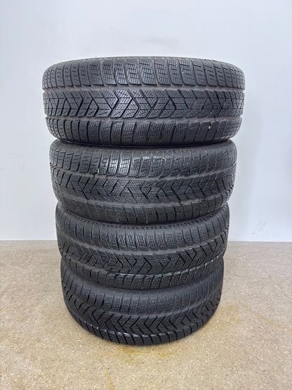 TOP 7-6mm VW Tiguan II 2 5N Skoda Kodiaq I 1 NS 18 Zoll Winterräder Winterreifen Felgen Alufelgen Schwarz 235/55 R18 104H M+S 7x18 ET43 KBA 53325 Allspace R-Line Winterradsatz MwSt. SUV Pirelli
