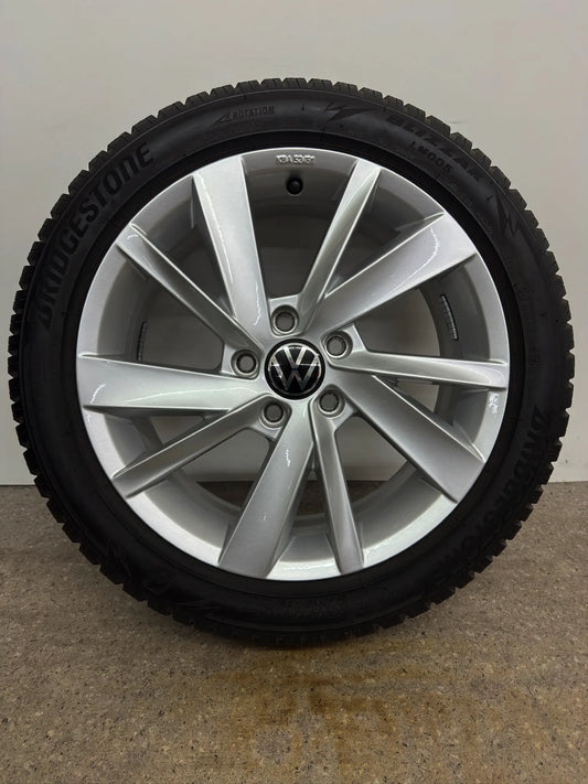 TOP 7,5-7mm DOT23 Original VW Golf VIII 8 5H CD 17 Zoll Gavia Winterräder Winterreifen Felgen 5H0071497 Alufelgen Silber 205/50 R17 93V M+S 6,5x17 ET46 5x112 Winterradsatz MwSt.