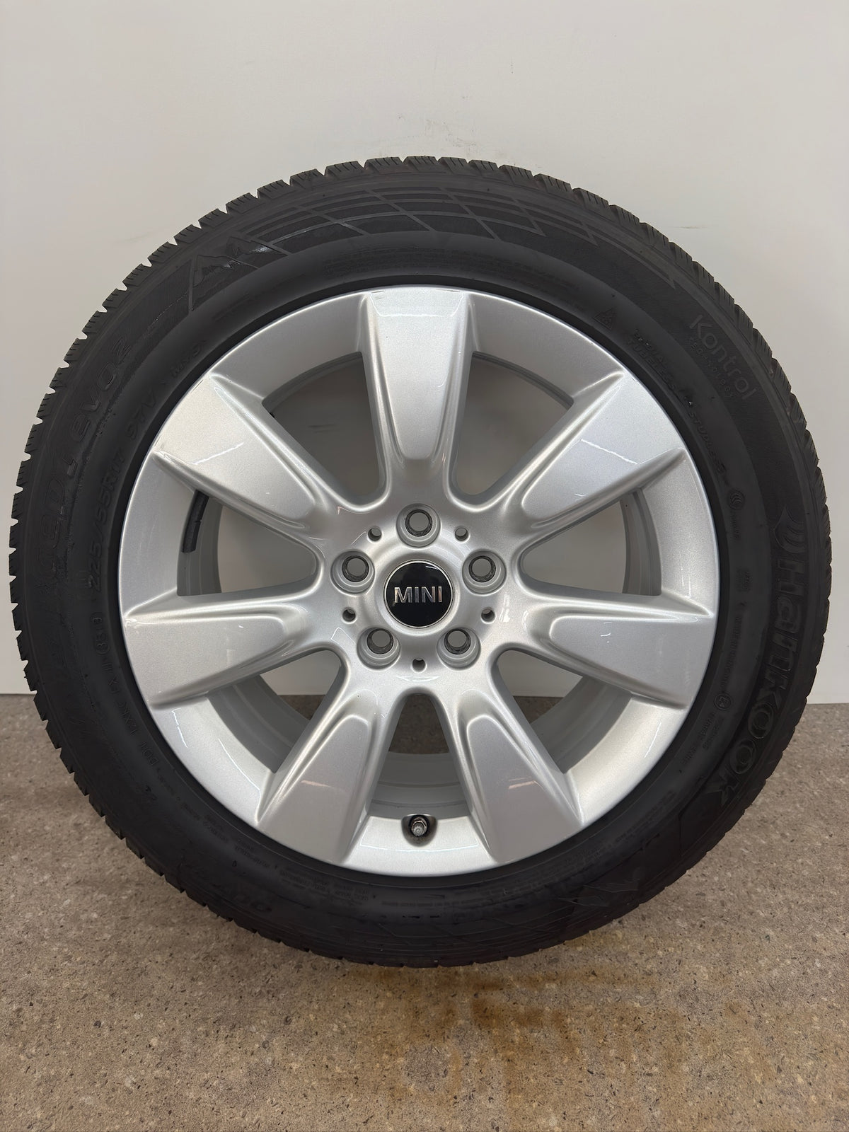 TOP 7,5 / 6,5mm Original Mini Countryman F60 Sty. 530 17 Zoll Winterräder Winterreifen Felgen Alufelgen 6868276 Silber Styling 225/55 R17 97V RDKS RDCi Winterradsatz MwSt.