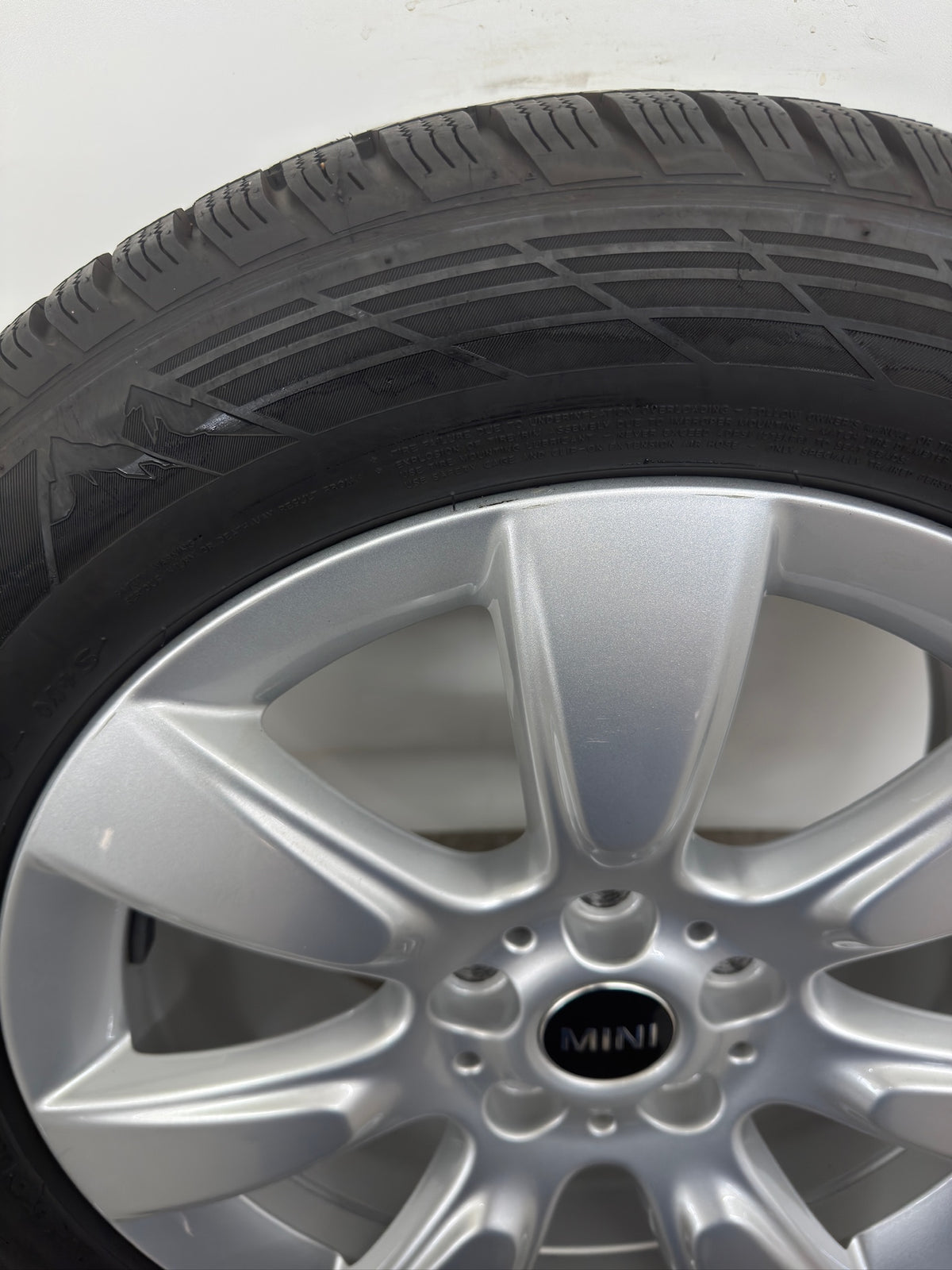 TOP 7,5 / 6,5mm Original Mini Countryman F60 Sty. 530 17 Zoll Winterräder Winterreifen Felgen Alufelgen 6868276 Silber Styling 225/55 R17 97V RDKS RDCi Winterradsatz MwSt.