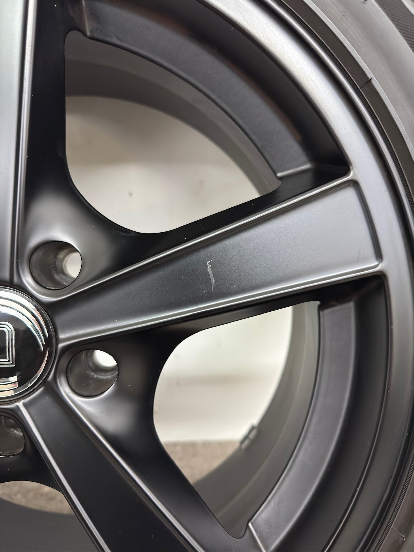 TOP 7,5mm VW T-Cross C1 Polo VI 6 AW New Beetle MJ Skoda Scala Kamiq NW Audi A1 GB TT 8N A2 8Z 16 Zoll Winterräder Winterreifen Felgen Alufelgen Schwarz M+S 205/55 R16 91H Winterradsatz