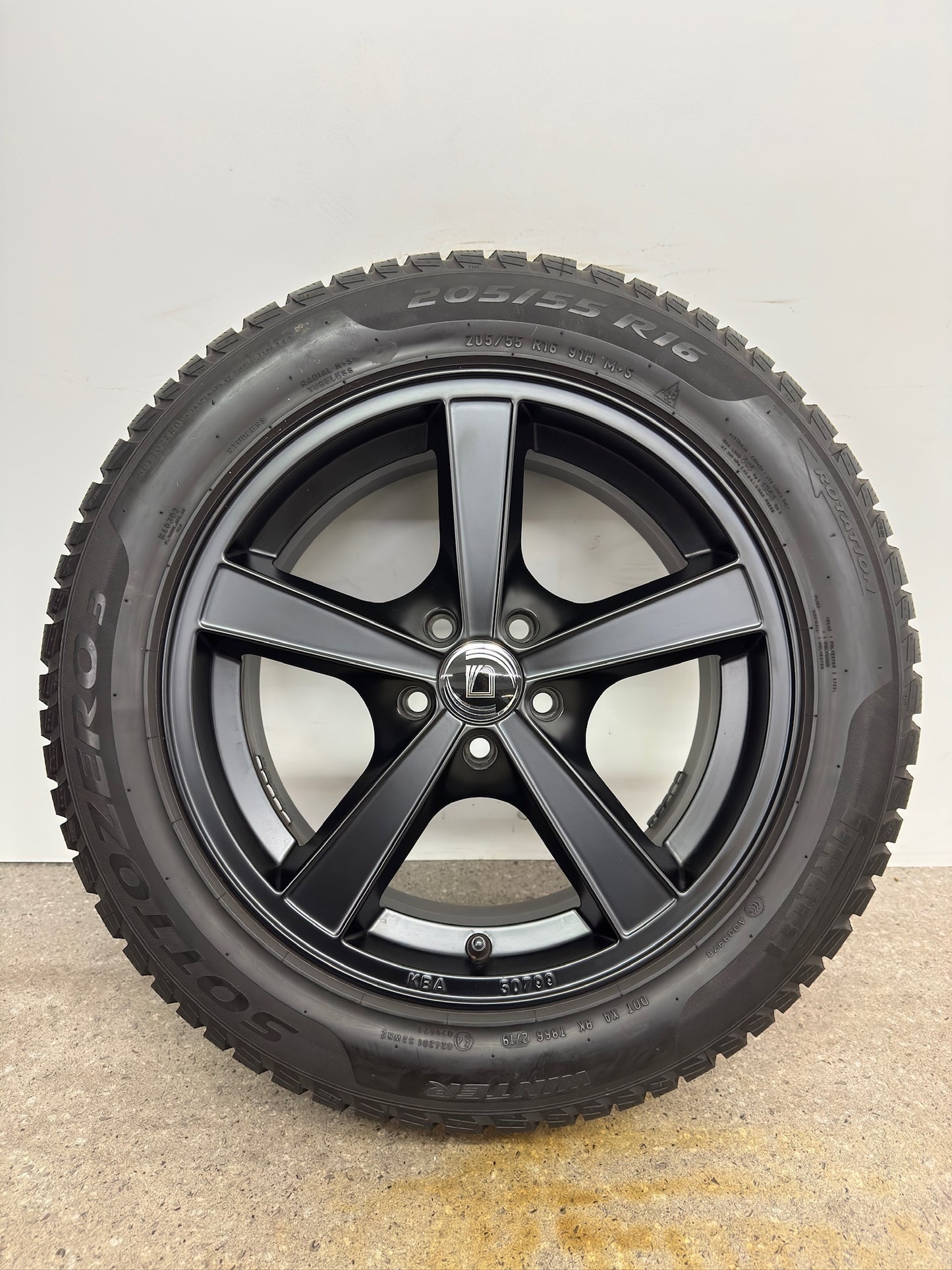 TOP 7,5mm VW T-Cross C1 Polo VI 6 AW New Beetle MJ Skoda Scala Kamiq NW Audi A1 GB TT 8N A2 8Z 16 Zoll Winterräder Winterreifen Felgen Alufelgen Schwarz M+S 205/55 R16 91H Winterradsatz