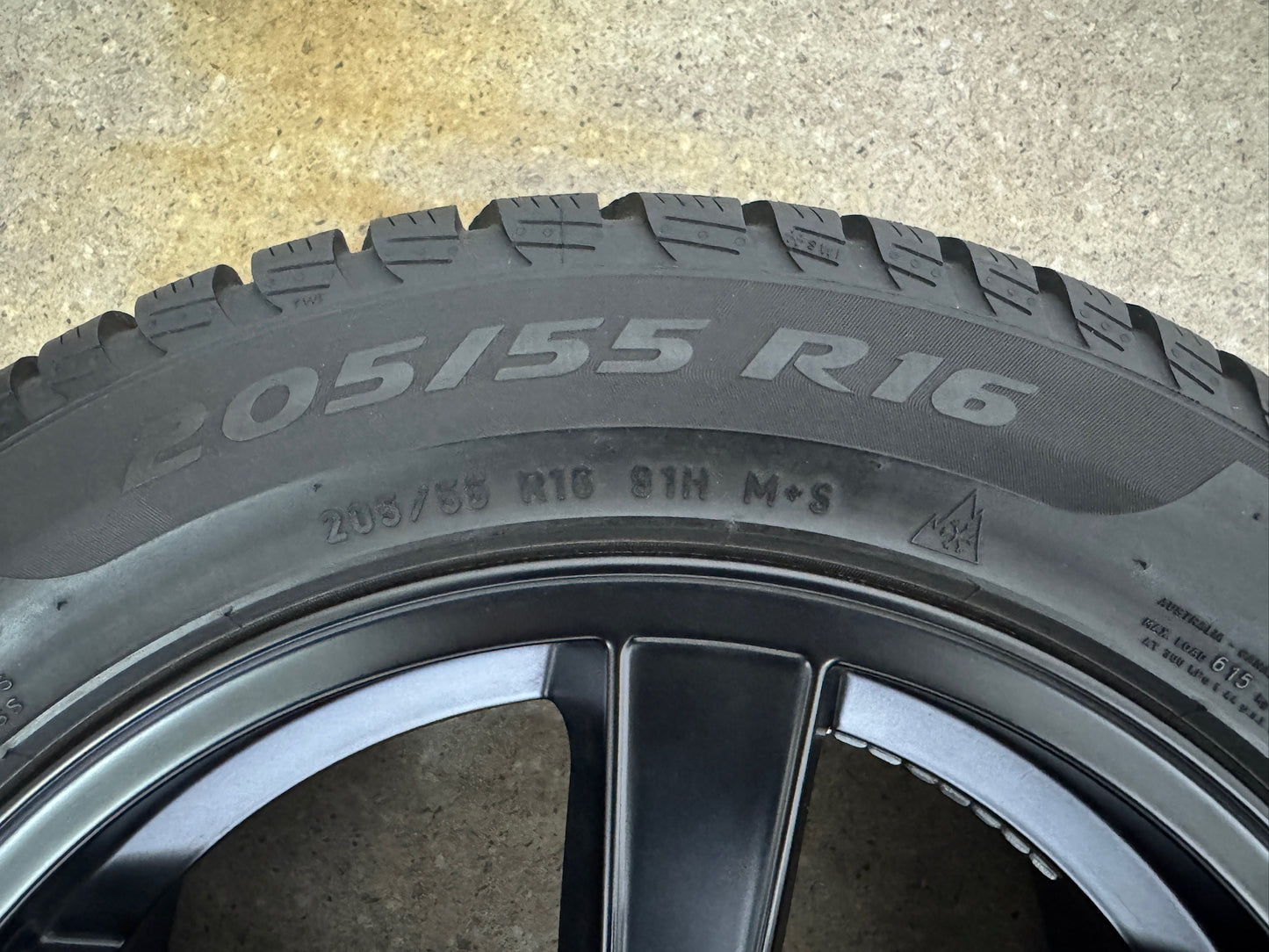 TOP 7,5mm VW T-Cross C1 Polo VI 6 AW New Beetle MJ Skoda Scala Kamiq NW Audi A1 GB TT 8N A2 8Z 16 Zoll Winterräder Winterreifen Felgen Alufelgen Schwarz M+S 205/55 R16 91H Winterradsatz