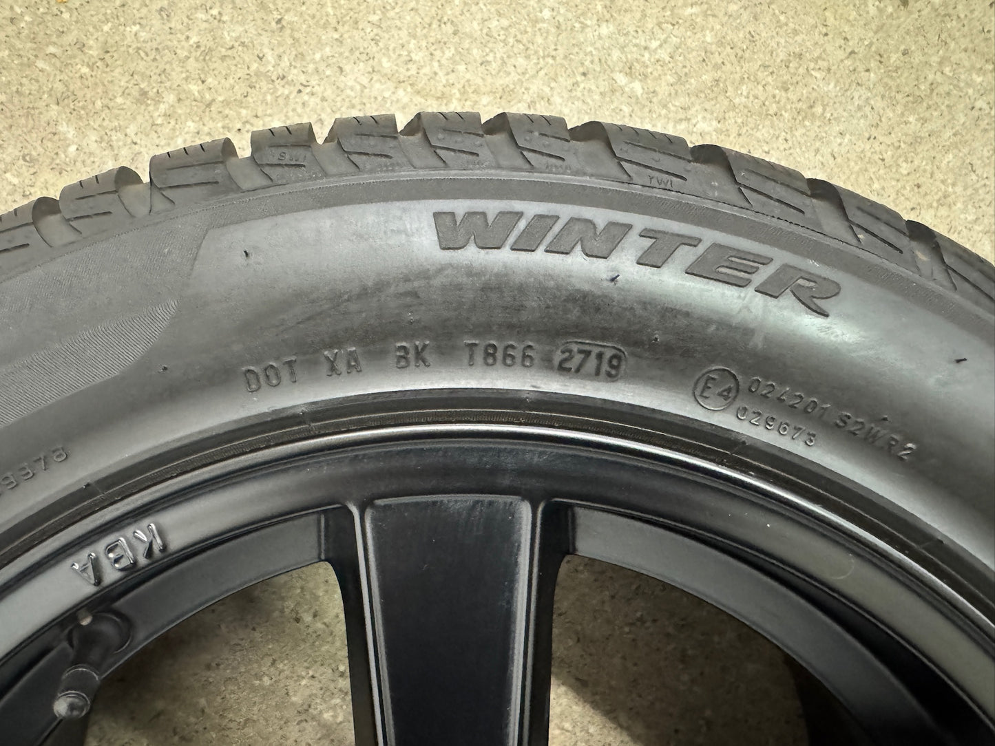 TOP 7,5mm VW T-Cross C1 Polo VI 6 AW New Beetle MJ Skoda Scala Kamiq NW Audi A1 GB TT 8N A2 8Z 16 Zoll Winterräder Winterreifen Felgen Alufelgen Schwarz M+S 205/55 R16 91H Winterradsatz