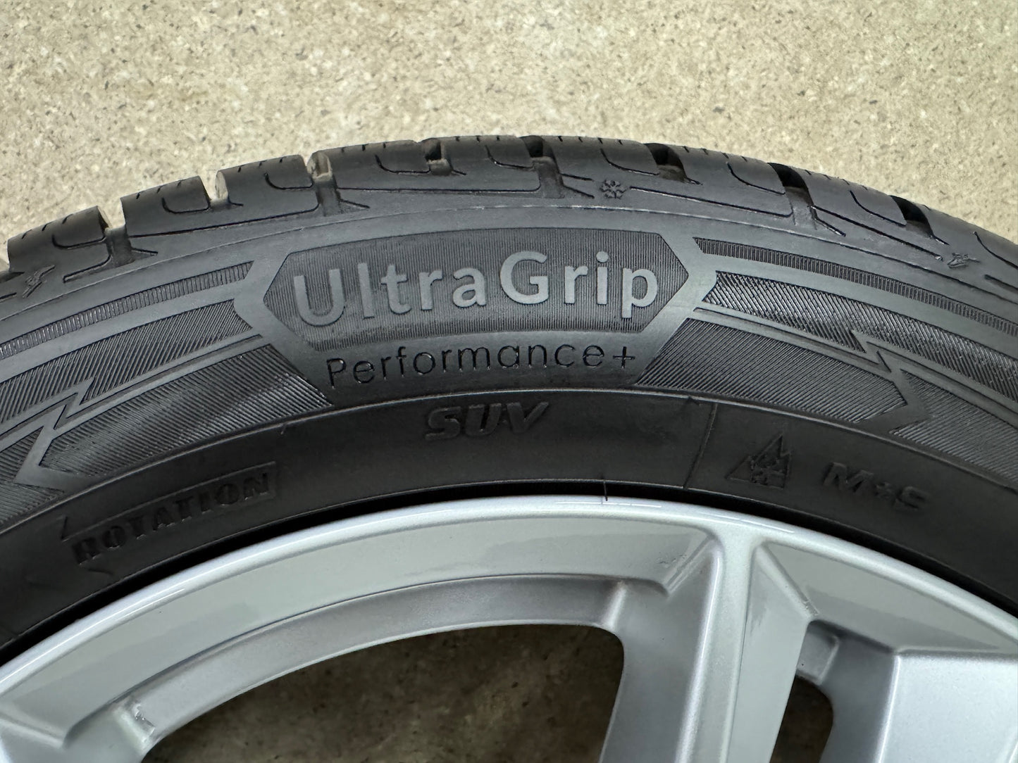 TOP 7,8 / 6,8mm Original Volvo XC40 X 536 S90 V90 Cross Country 18 Zoll Winterräder Winterrreifen Felgen 31362866 Alufelgen 235/55 R18 104H M+S SUV Silber Winterradsatz 5x108 7,5x18 ET50,5
