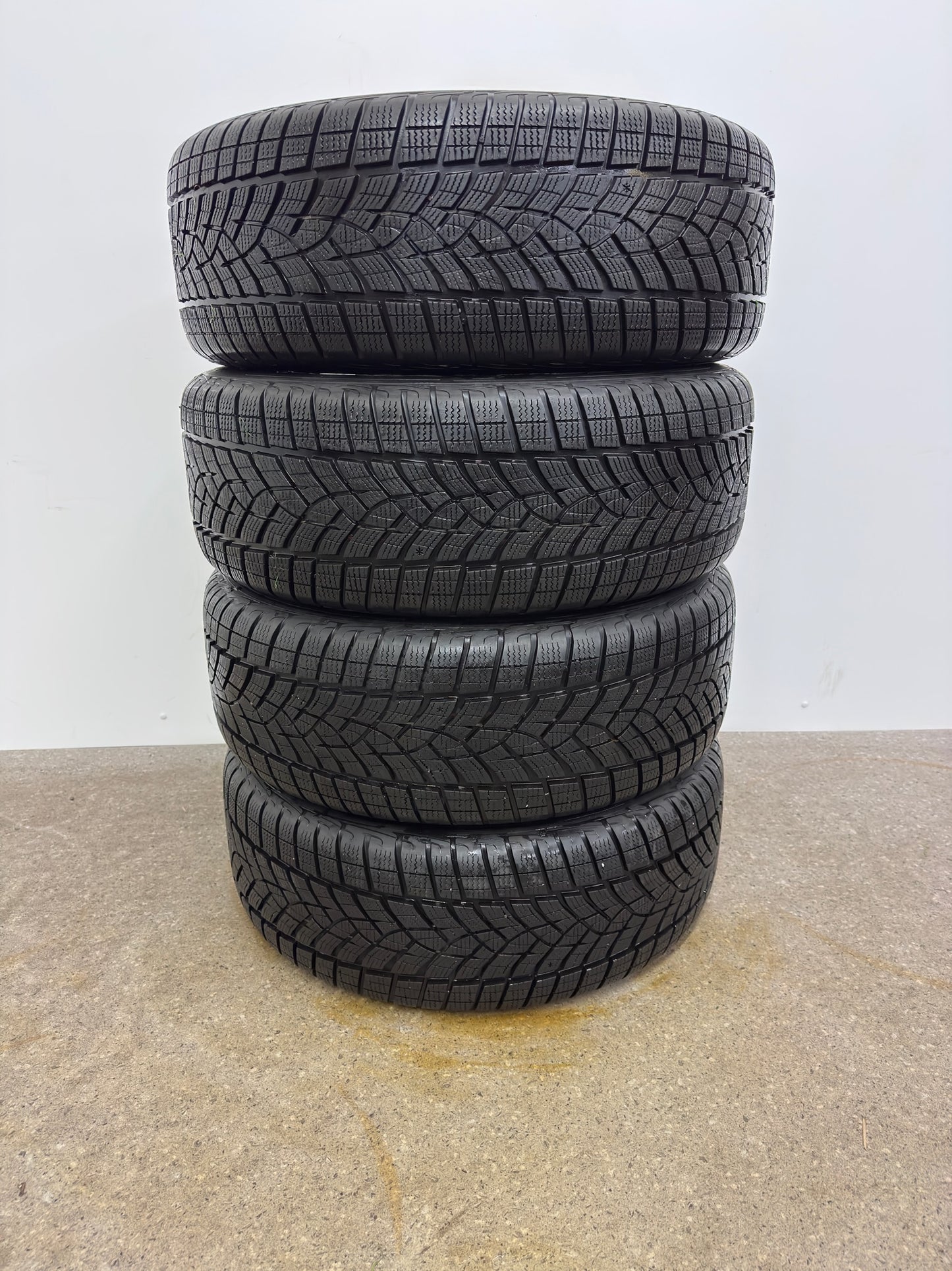 TOP 7,8 / 6,8mm Original Volvo XC40 X 536 S90 V90 Cross Country 18 Zoll Winterräder Winterrreifen Felgen 31362866 Alufelgen 235/55 R18 104H M+S SUV Silber Winterradsatz 5x108 7,5x18 ET50,5