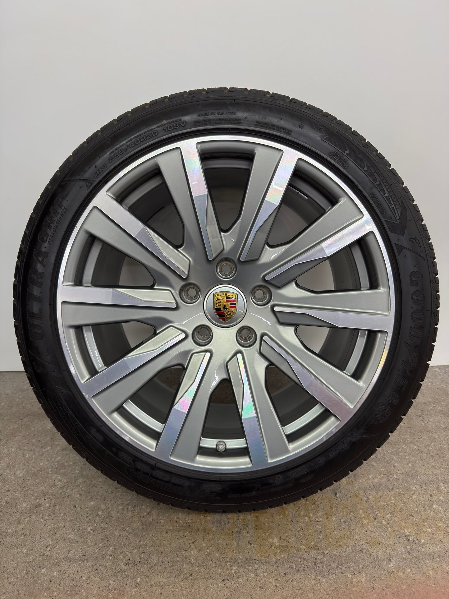 TOP 7mm Original Porsche Taycan Tequipment 20 Zoll Winterräder Winterreifen Felgen 9J1601025L 9J1601025M 245/45 R20 103V 285/40 R20 108V 4S Turbo Cross Turismo Sport Electric Performance Alufelgen