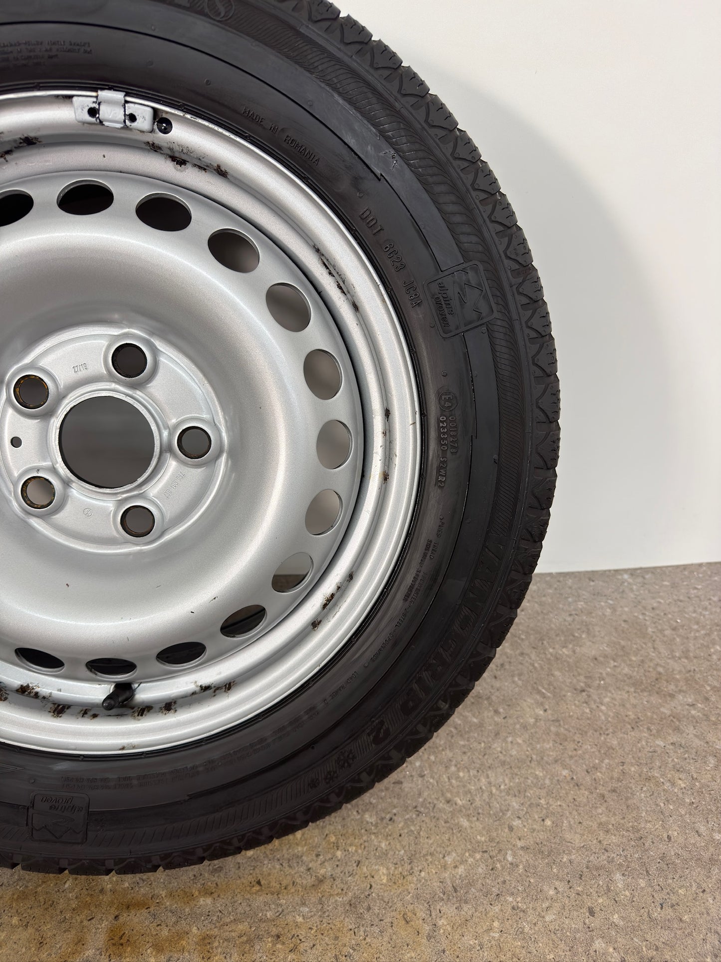 TOP 8 - 7mm Original VW T5 T6 Transporter Kastenwagen 16 Zoll Winterräder Winterreifen Felgen 7F0601027 Stahlfelgen 6,5x16 ET51 205/65 R16 C 107 105T 103T 5x120 Winterradsatz M+S
