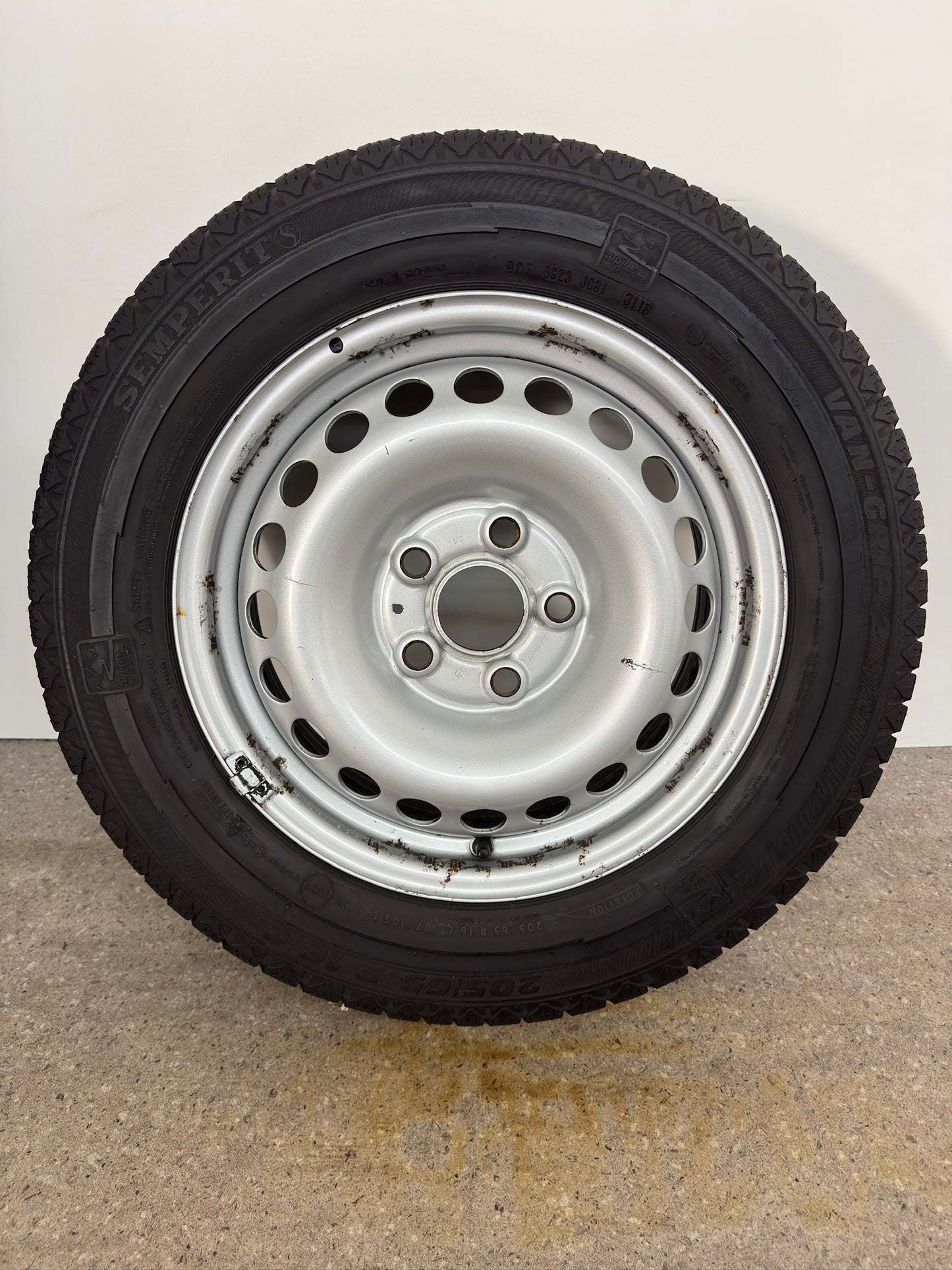 TOP 8 - 7mm Original VW T5 T6 Transporter Kastenwagen 16 Zoll Winterräder Winterreifen Felgen 7F0601027 Stahlfelgen 6,5x16 ET51 205/65 R16 C 107 105T 103T 5x120 Winterradsatz M+S