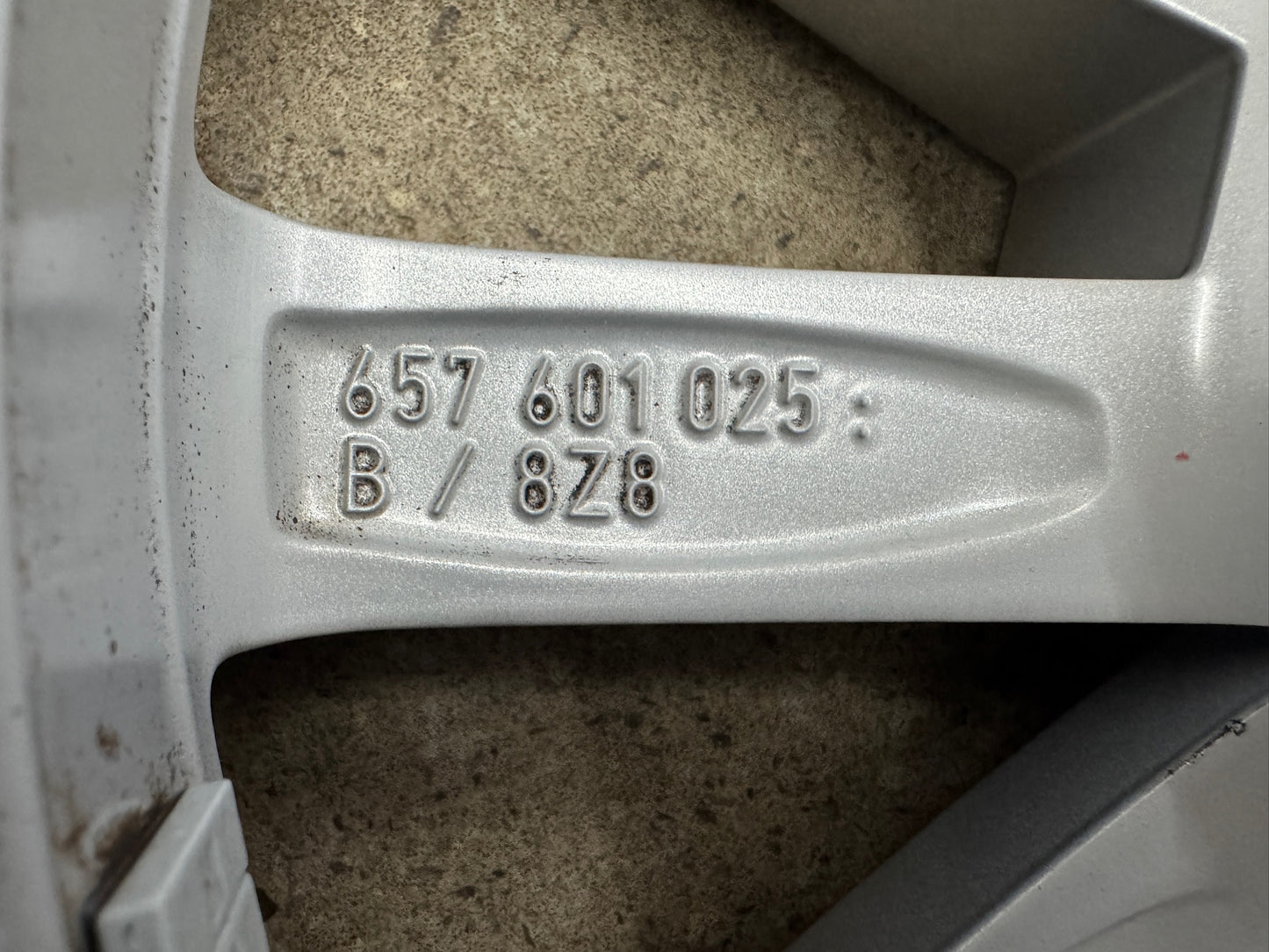 TOP 8 / 7mm Original Skoda Kamiq 16 Zoll Winterräder Winterreifen Felgen 657601025B Alufelgen Silber Ambition Active Style 205/60 R16 92H 6x16 ET38 5x100 Silber Winterradsatz M+S