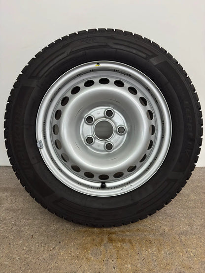 TOP 9 - 8,5 mm Original VW T5 T6 Transporter Kastenwagen 16 Zoll Winterräder Winterreifen Felgen 7F0601027 Stahlfelgen 6,5x16 ET51 205/65 R16 C 107 105T 103T 5x120 Winterradsatz M+S