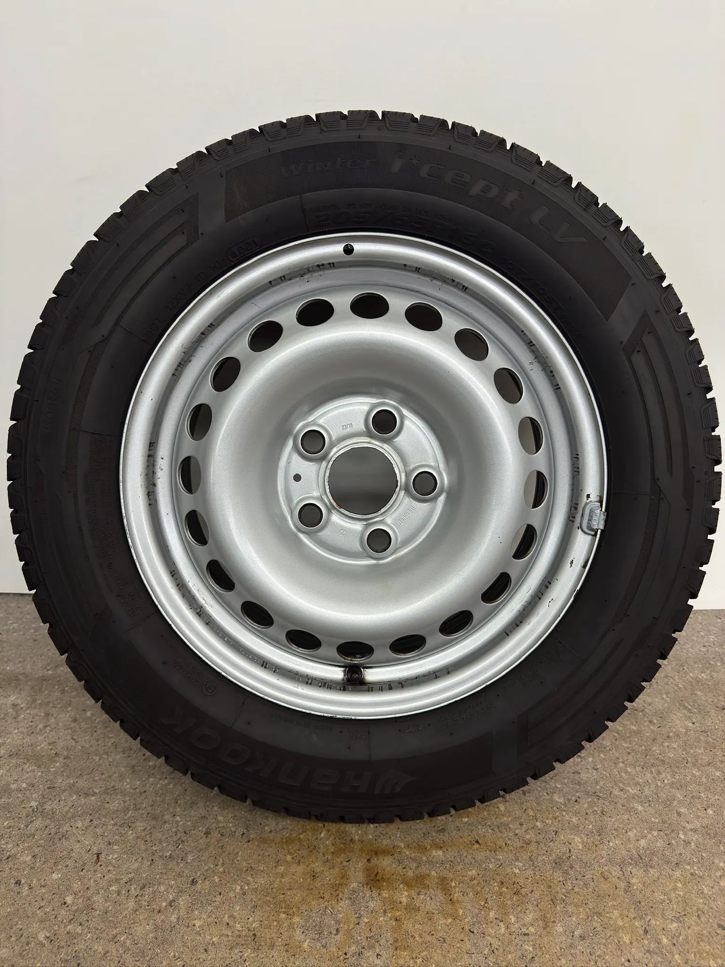 TOP 9 - 8,5 mm Original VW T5 T6 Transporter Kastenwagen 16 Zoll Winterräder Winterreifen Felgen 7F0601027 Stahlfelgen 6,5x16 ET51 205/65 R16 C 107 105T 103T 5x120 Winterradsatz M+S