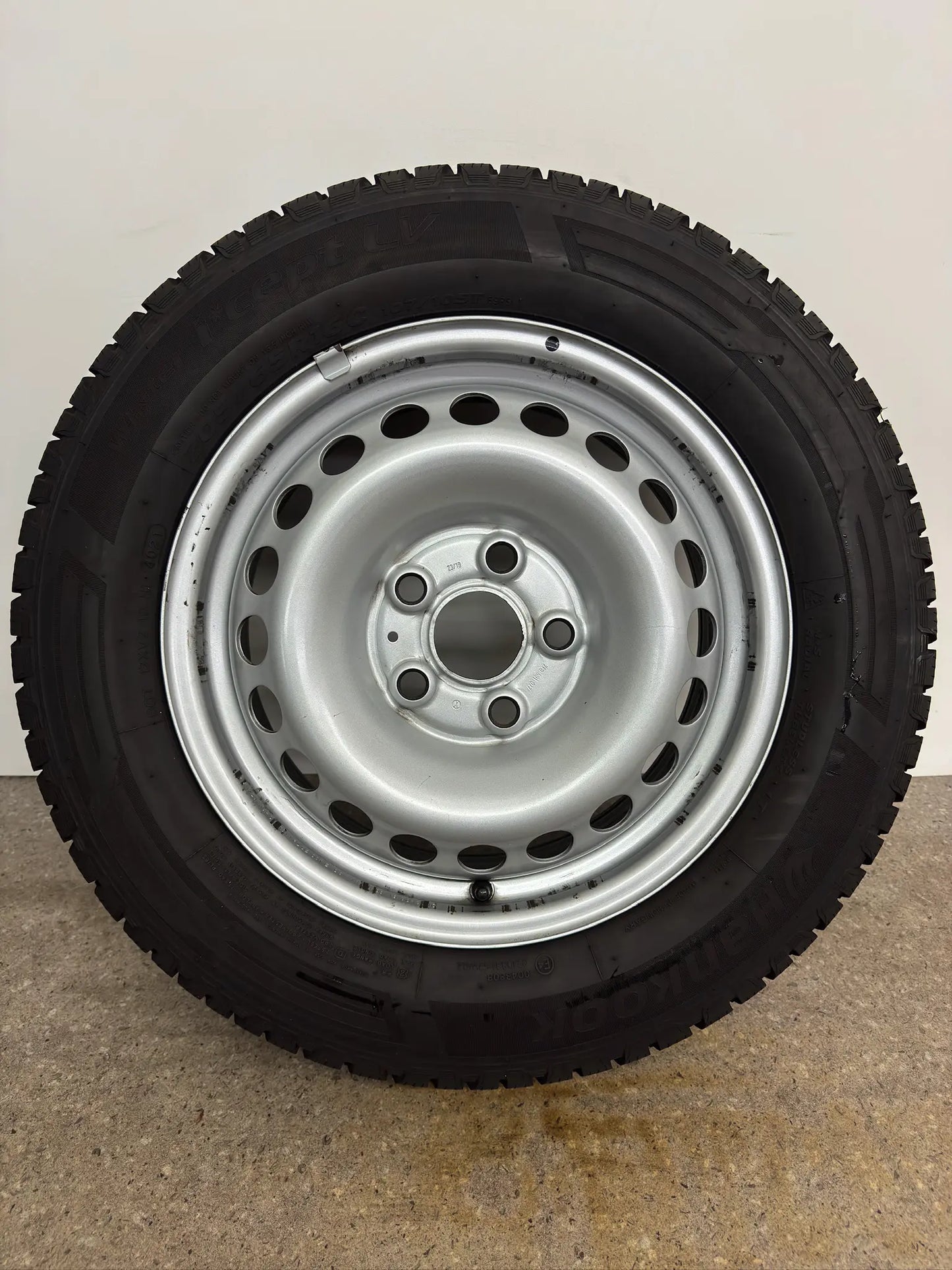 TOP 9 - 8,5 mm Original VW T5 T6 Transporter Kastenwagen 16 Zoll Winterräder Winterreifen Felgen 7F0601027 Stahlfelgen 6,5x16 ET51 205/65 R16 C 107 105T 103T 5x120 Winterradsatz M+S