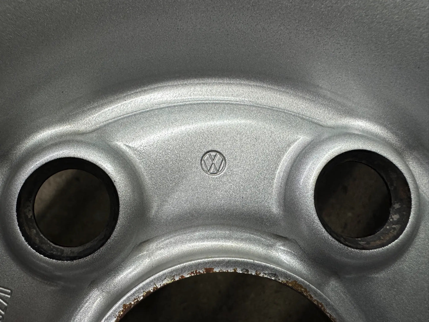 TOP 9 - 8,5 mm Original VW T5 T6 Transporter Kastenwagen 16 Zoll Winterräder Winterreifen Felgen 7F0601027 Stahlfelgen 6,5x16 ET51 205/65 R16 C 107 105T 103T 5x120 Winterradsatz M+S