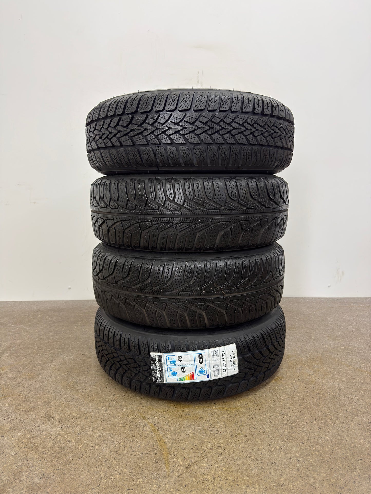TOP Audi A1 8X Skoda Fabia 5J 6V Roomster Rapid NH VW Cross Polo 6R 9N 15 Zoll Winterräder Winterreifen Felgen Alufelgen 185/60 R15 88T M+S Winterkomplettradsatz Silber KBA47826 5x100