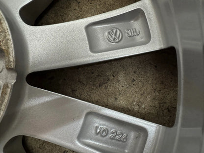TOP DOT22 Original VW Polo VI 6 2G AW 16 Zoll Merano Winterräder Winterreifen Felgen 2G0601025A 2G0071496 Alufelgen 185/60 R16 90H KBA 51206 R-Line Silber 5x100 6x16 ET45 Winterradsatz