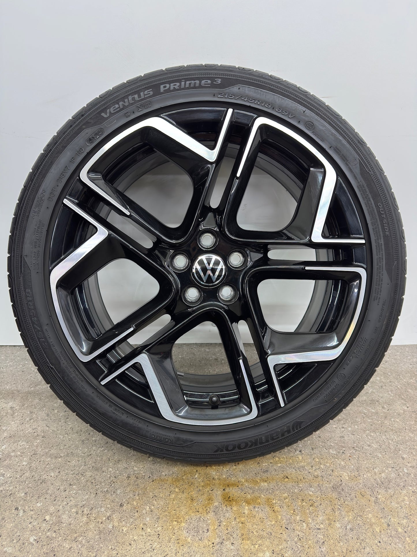 TOP DOT24 Original VW T-Cross C1 York 18 Zoll Sommerräder Sommerreifen Felgen 2GM601025AM 2GM601025AN Alufelgen 215/45 R18 89V R-Line Sport Edition Schwarz Glanz 7x18 ET39 5x100 Sommerradsatz SUV
