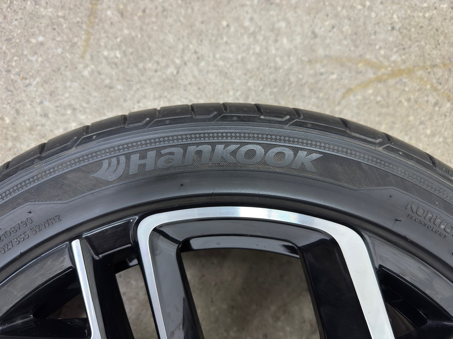 TOP DOT24 Original VW T-Cross C1 York 18 Zoll Sommerräder Sommerreifen Felgen 2GM601025AM 2GM601025AN Alufelgen 215/45 R18 89V R-Line Sport Edition Schwarz Glanz 7x18 ET39 5x100 Sommerradsatz SUV