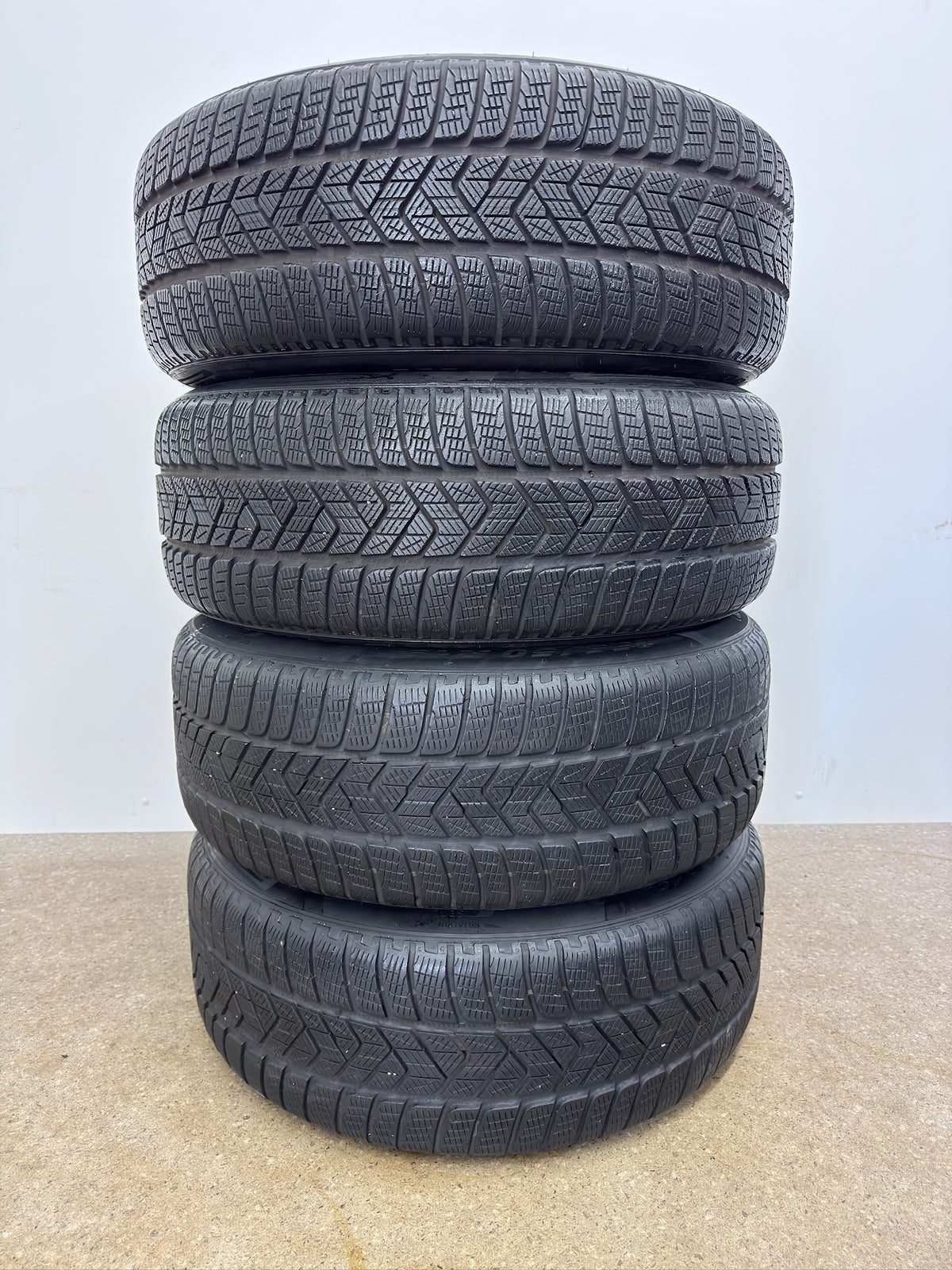 TOP DOT24/21 Skoda Enyaq iV Coupé Audi Q4 e-tron F4 Sportback 19 Zoll Winterräder Winterreifen Felgen Alufelgen 89A071499 235/55 R19 101T 255/50 R19 103T 5x112 8x19 ET45 SUV M+S Winterradsatz