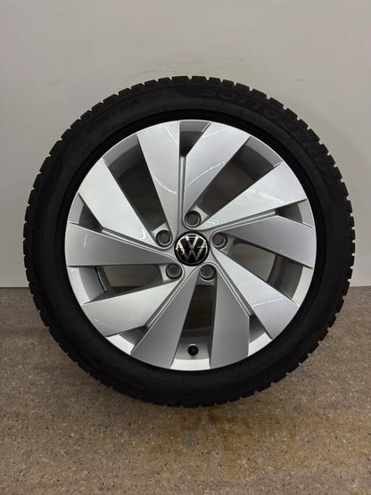 TOP DOT25 Original VW Golf VIII 8 5H CD 17 Zoll Belmont Nottingham Winterräder Winterreifen Felgen 5H0601025B Alufelgen 205/55 R17 Pirelli 6,5x17 ET46 5x112 GTI GTE R-Line Silber Radsatz
