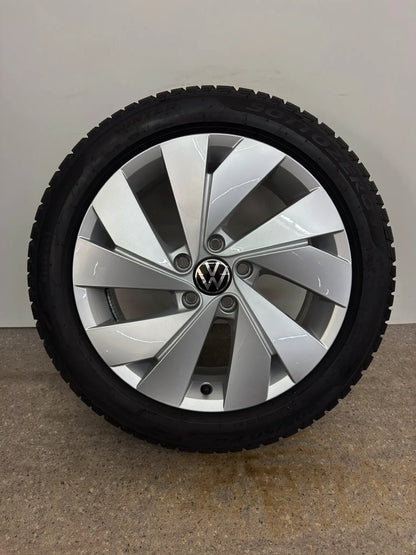 TOP DOT25 Original VW Golf VIII 8 5H CD 17 Zoll Belmont Nottingham Winterräder Winterreifen Felgen 5H0601025B Alufelgen 205/55 R17 Pirelli 6,5x17 ET46 5x112 GTI GTE R-Line Silber Radsatz