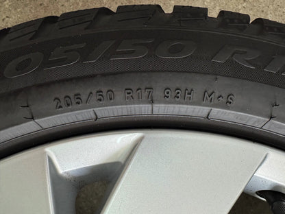 TOP DOT25 Original VW Golf VIII 8 5H CD 17 Zoll Belmont Nottingham Winterräder Winterreifen Felgen 5H0601025B Alufelgen 205/55 R17 Pirelli 6,5x17 ET46 5x112 GTI GTE R-Line Silber Radsatz