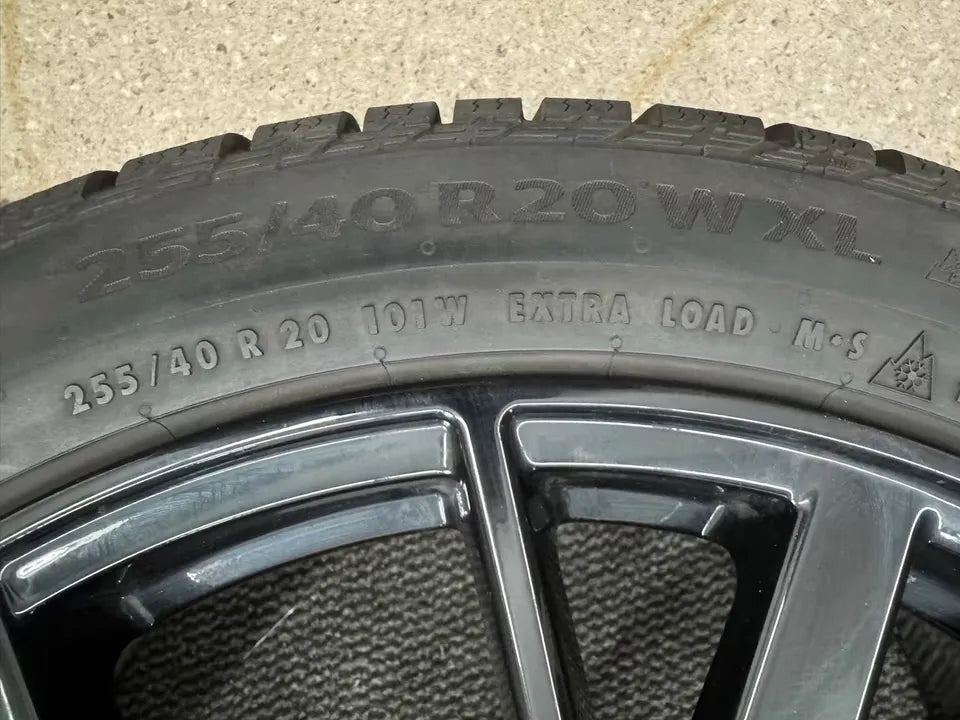 TOP Original Audi Q3 RSQ3 F3 FJ 20 Zoll Winterräder Winterreifen Felgen 83A601025A 83A601025T Alufelgen Audi Sport RS Q3 Schwarz Black 8,5x20 ET38 5x112 255/40 R20 101W Winterradsatz Sportback