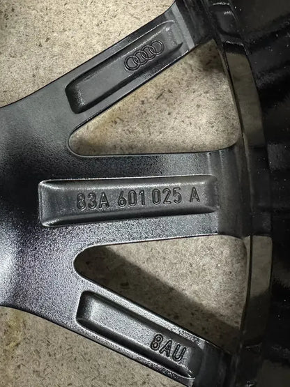 TOP Original Audi Q3 RSQ3 F3 FJ 20 Zoll Winterräder Winterreifen Felgen 83A601025A 83A601025T Alufelgen Audi Sport RS Q3 Schwarz Black 8,5x20 ET38 5x112 255/40 R20 101W Winterradsatz Sportback