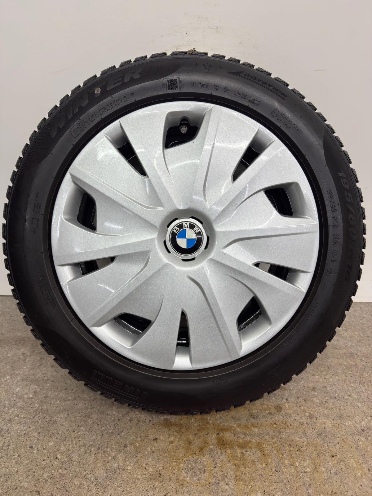 TOP Original BMW 1er F40 2er Gran Coupé F44 16 Zoll Winterräder Winterreifen inkl. Blenden Felgen Stahlfelgen 6864660 195/60 R16 89H M+S 7x16 IS47 ET47 RDCi RDKS Pirelli BMW Stern * Winterradsatz