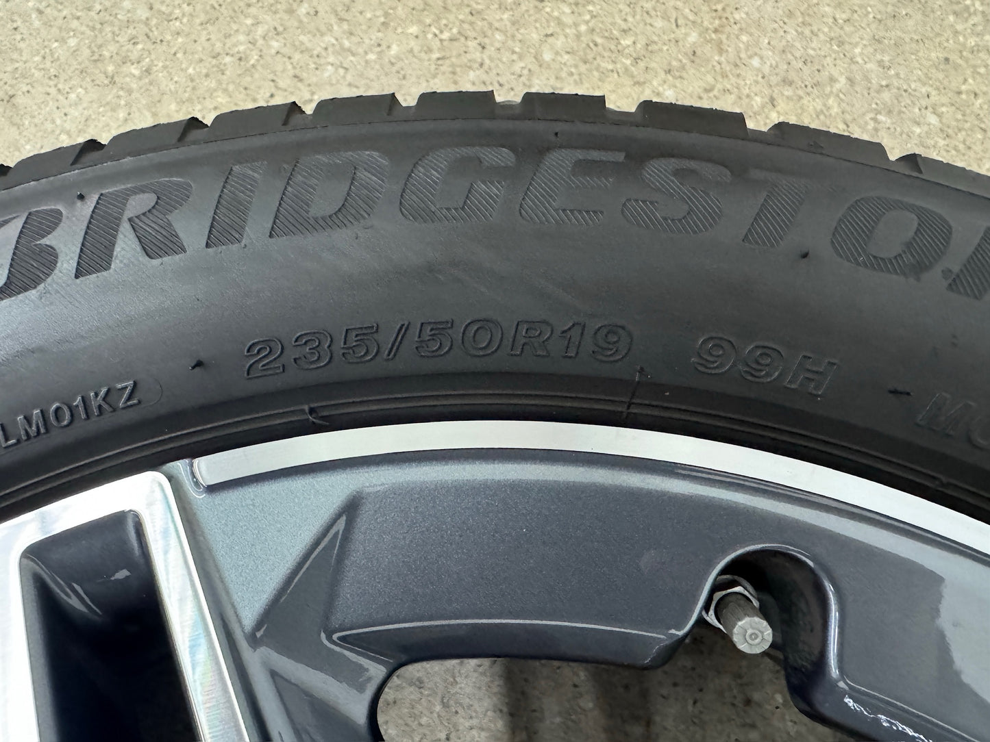 TOP Original Mercedes GLA H 247 GLB X 247 19 Zoll AMG Winterräder Winterreifen Felgen A2474011500 Alufelgen 235/50 R19 99H MO 7,5x19 ET53 5x112 SUV 4MATIC Sport Line Winterradsatz M+S MwSt.