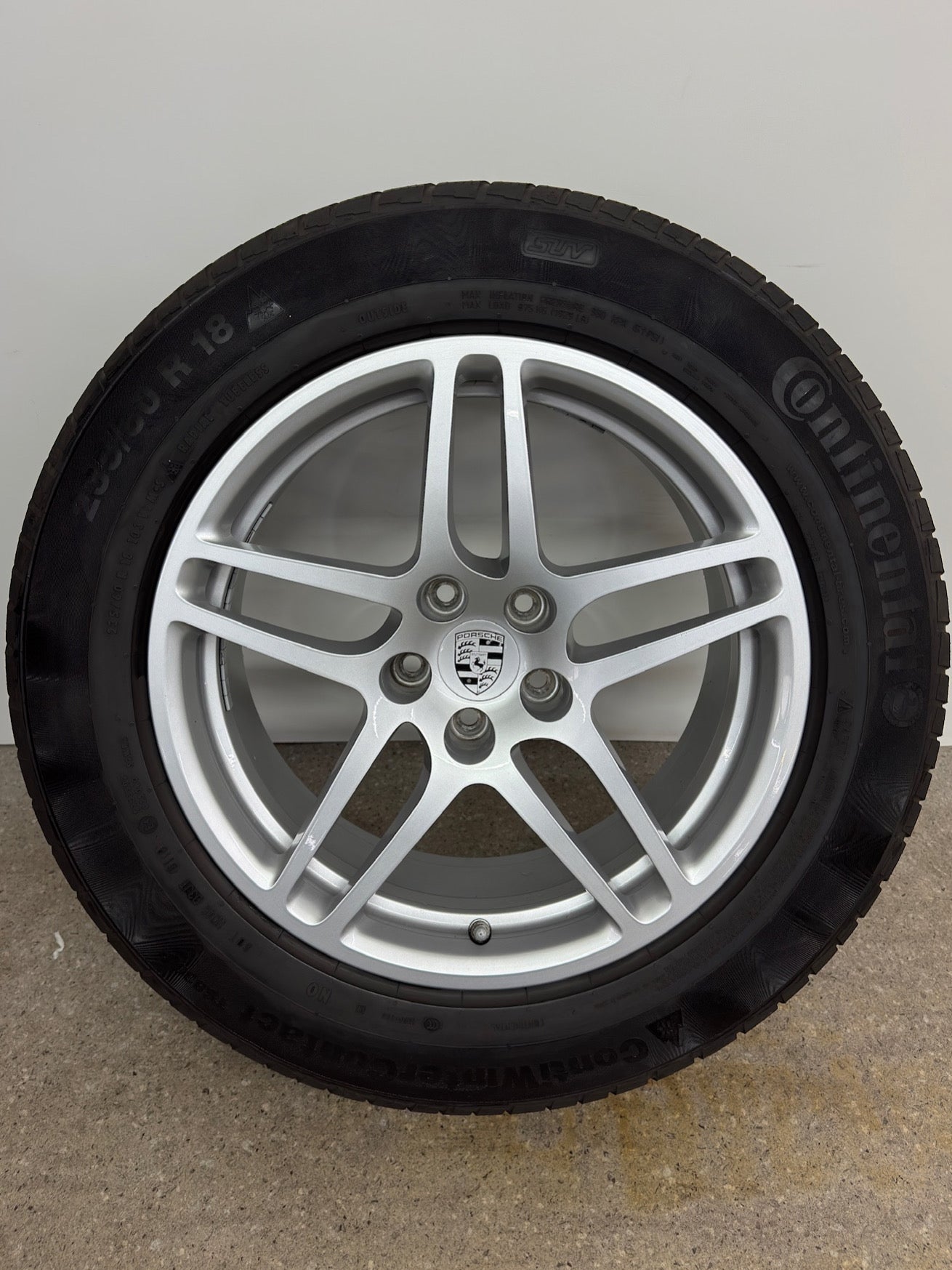 TOP Original Porsche Macan I 1 II 2 18 Zoll Felgen Alufelgen 95B601025DC 95B601025DD 8x18 ET21 9x18 ET21 95B SUV Silber Sport Felgensatz RDKS NO REIFEN NUR TRANSPORTSCHUTZ