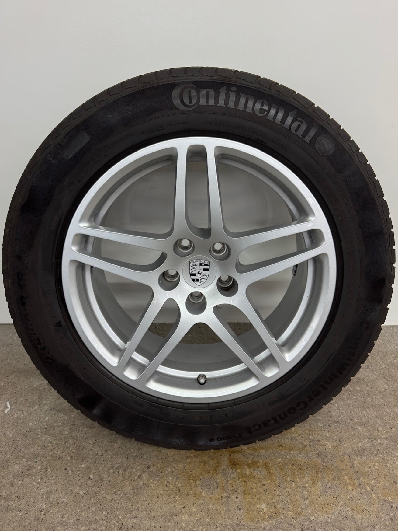 TOP Original Porsche Macan I 1 II 2 18 Zoll Felgen Alufelgen 95B601025DC 95B601025DD 8x18 ET21 9x18 ET21 95B SUV Silber Sport Felgensatz RDKS NO REIFEN NUR TRANSPORTSCHUTZ