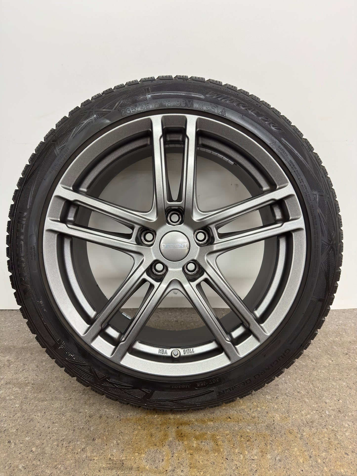 TOP Tesla Model 3 18 Zoll Winterräder Winterreifen Felgen Alufelgen BLE Sensoren RDKS Refresh 2020 Anthrazit M+S 235/45 R18 98V Winterradsatz 5x114,3 8x18 ET40 KBA 51744
