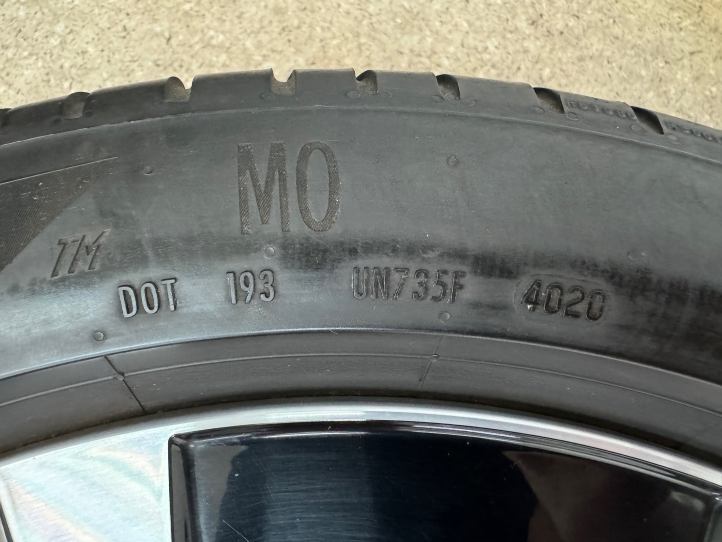 TOP ZUSTAND Original Mercedes E-Klasse W213 S213 C238 A238 18 Zoll Sommerräder Sommerreifen Felgen  A2134013700 A2134015300 245/45 R18 100Y 275/40 R18 103Y MO Schwarz Alufelgen Sommerradsatz MwSt.