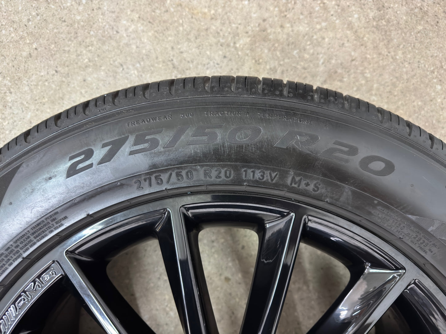 TOP ZUSTAND Original Mercedes G-Klasse W 463 W 465 20 Zoll AMG Ganzjahresreifen Felgen A4634011700 275/50 R20 113V MO Allwetterreifen Alufelgen Schwarz Sommerreifen Sommerräder SUV MwSt.