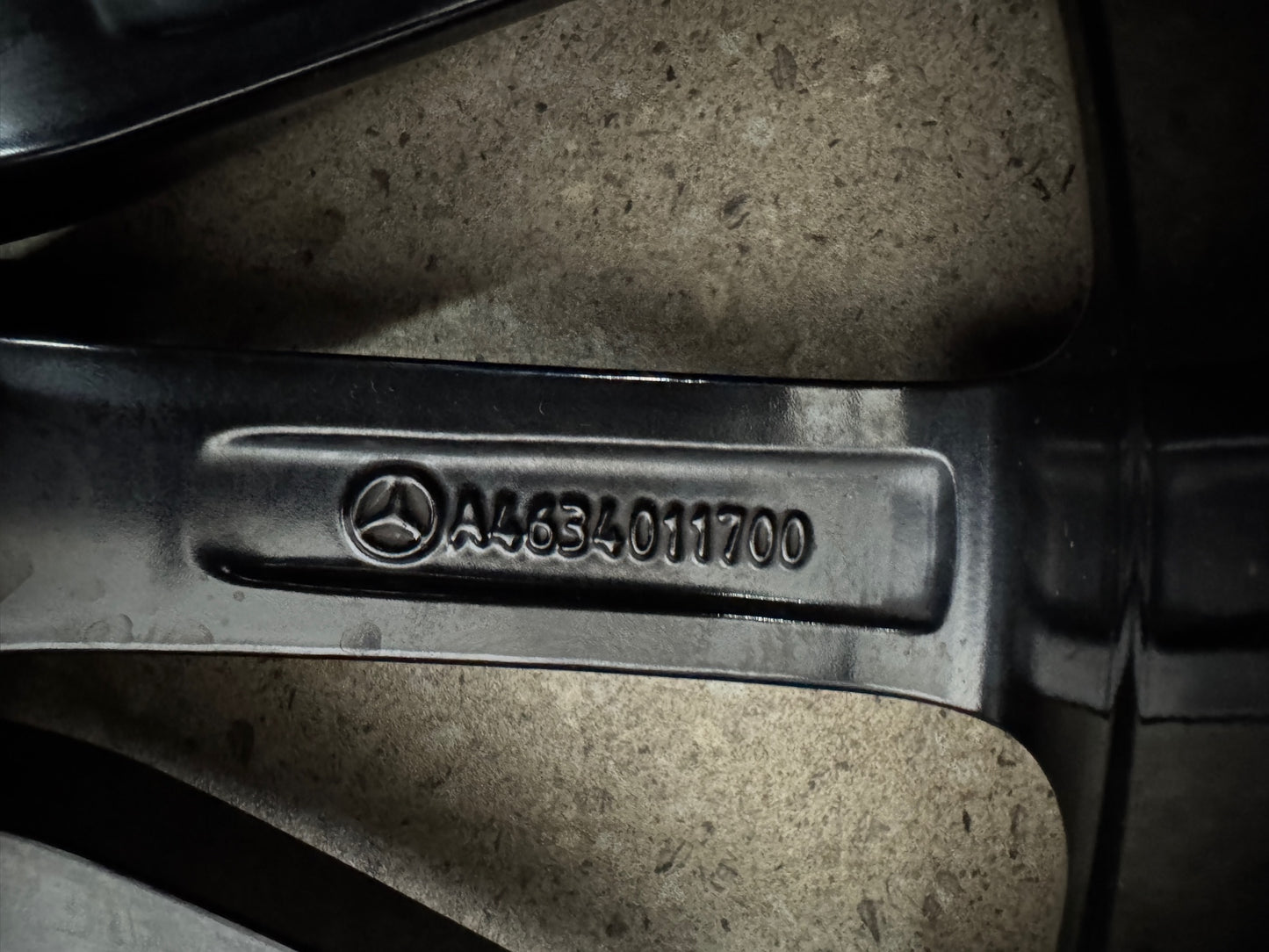 TOP ZUSTAND Original Mercedes G-Klasse W 463 W 465 20 Zoll AMG Ganzjahresreifen Felgen A4634011700 275/50 R20 113V MO Allwetterreifen Alufelgen Schwarz Sommerreifen Sommerräder SUV MwSt.