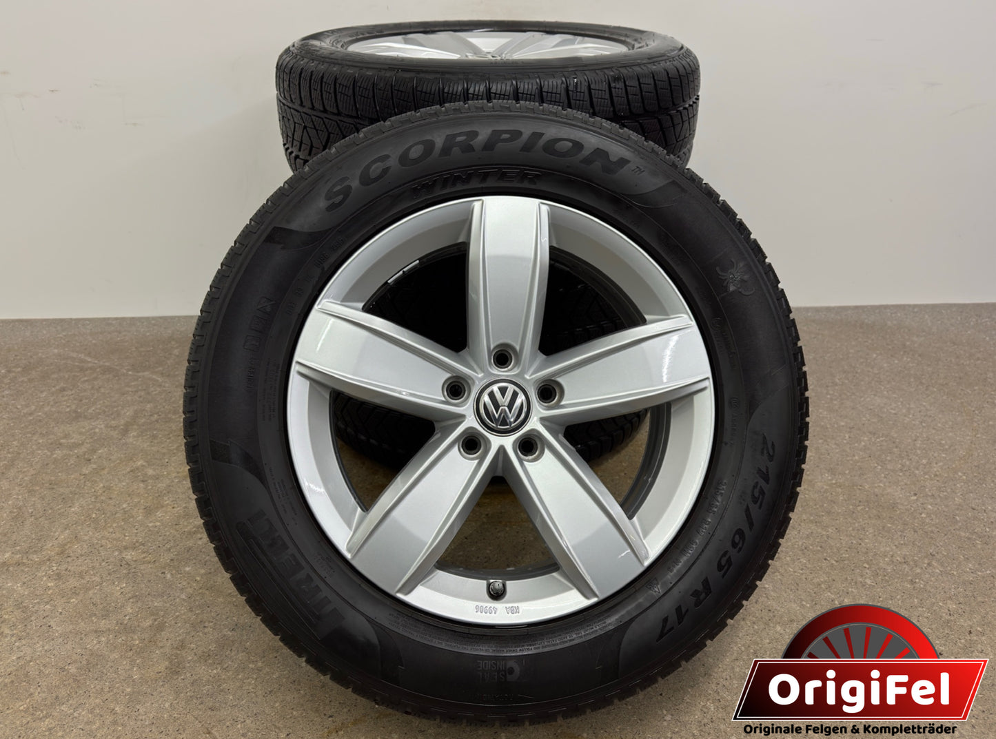 Top Original VW Tiguan II 2 Corvara 17 Zoll Felgen Alufelgen 6,5x17 ET38 5NA071497 KBA49906 RDKS Felgensatz MwSt. 5x112 (Winterreifen sind TRANSPORTSCHUTZ)