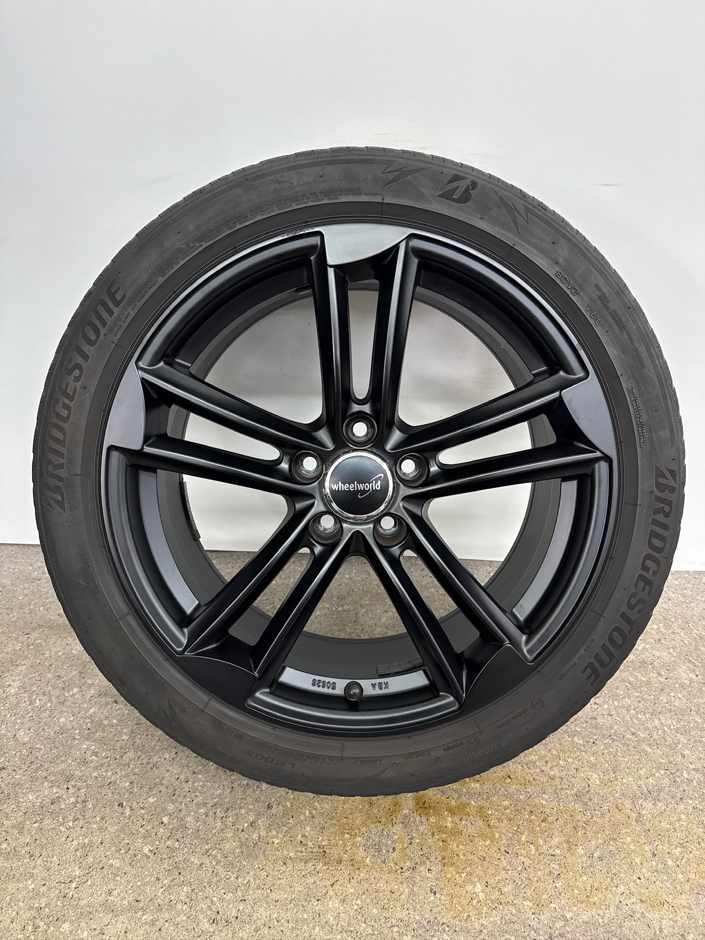 VW Arteon Passat Alltrack CC Phaeton Scirocco Sharan Tiguan II Audi A6 S6 4F Q3 RSQ3 8U TT TTS 8J Seat Ateca Cupra Formentor Skoda Kodiaq Octavia NX Superb 3T 18 Zoll Felgen Alufelgen Schwarz