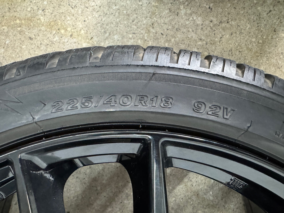 VW Golf VII 7 5G VIII 8 5H Skoda Octavia 3 III 5E Seat Cupra Leon 5F KL Audi A3 S3 8V 8Y 18 Zoll Winterräder Winterreifen Felgen Alufelgen 225/40 R18 92V M+S 7,5x18 ET46 5x112 Schwarz Winterradsatz