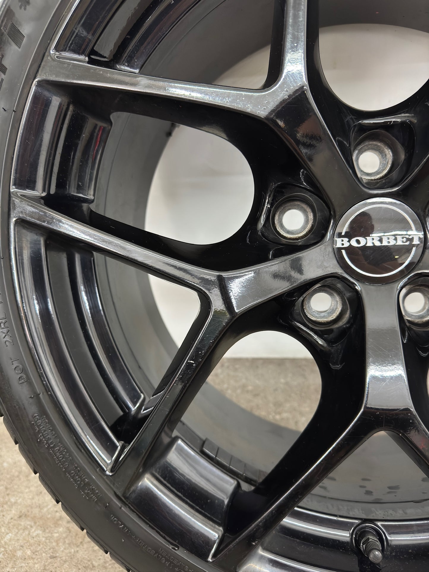 VW Golf VIII 7 5G Audi A3 S3 8V TT 8J Seat Cupra Leon 1P 5F Skoda Octavia III 3 5E 18 Zoll Winterräder Winterreifen Felgen Alufelgen 225/40 R18 92V M+S Schwarz Sport Line Borbet KBA 50658